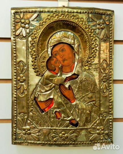 Икона старинная. Владимирская Богородица