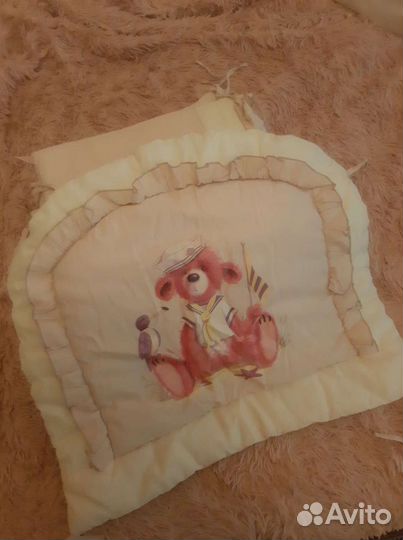 Бортики в детскую кроватку