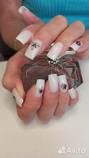 Маникюр наращивание