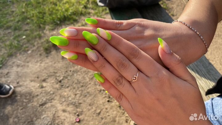 Маникюр, педикюр