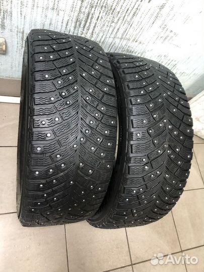 Michelin X-Ice North 4 225/55 R17
