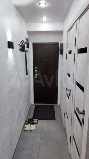 2-к. квартира, 48 м², 5/5 эт.