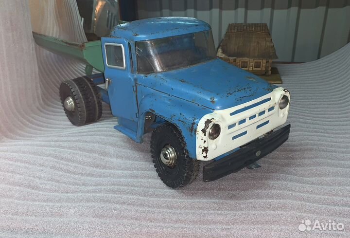 Большой грузовик ЗИЛ 130 игрушка СССР