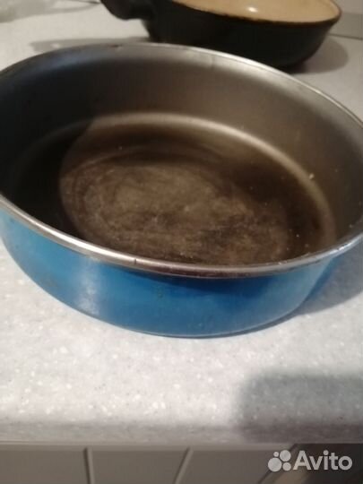 Сковороды, формы для выпечки чугун