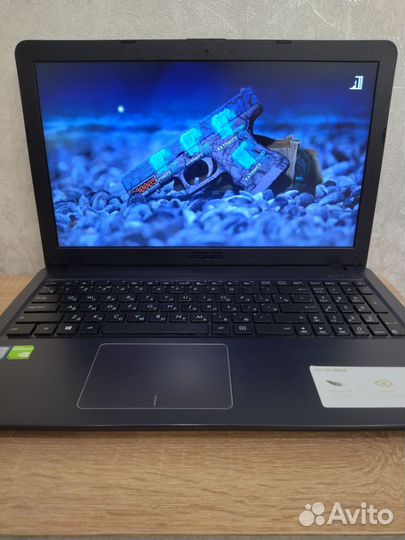 Игровой Asus core i3-6100U-4 ядра/NvidiaMX110/FHD