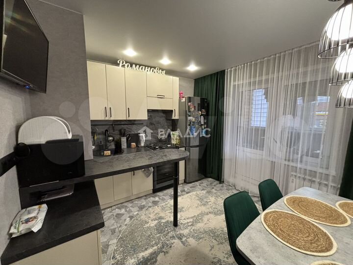 2-к. квартира, 51,2 м², 1/10 эт.