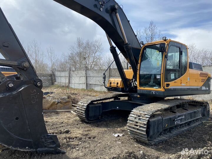 Аренда Мега рыхлителя Hyundai R520LC-9S