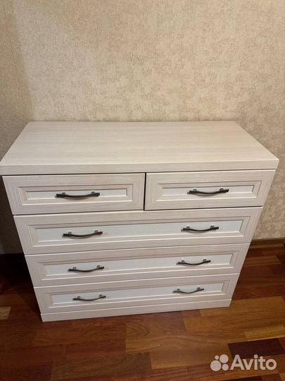 Комод бежевый Лазурит