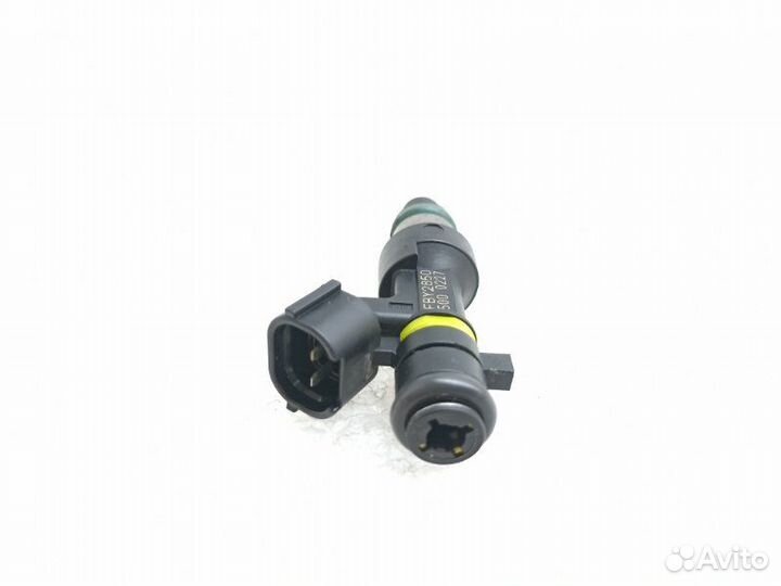 Форсунка топливная Nissan Serena C25 2.0 MR20DE