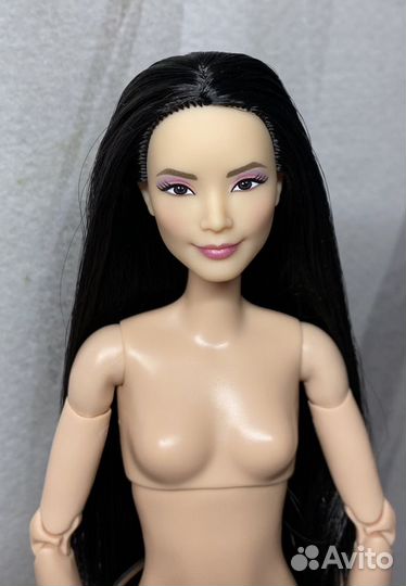 Кукла Disney Мала на теле Barbie йоги