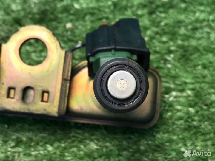 Форсунка Toyota Matrix E130 1.8 1ZZ 2001-2008