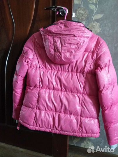 Зимняя куртка б/у для девочки