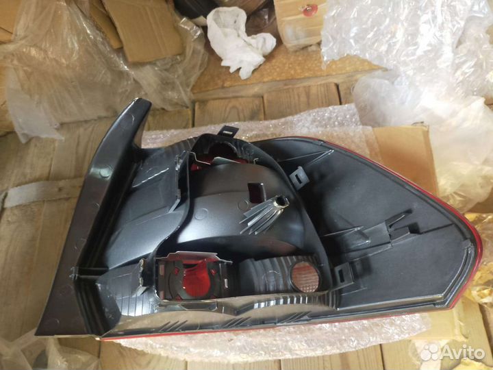 Фонарь Volkswagen polo 10-14