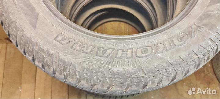 Yokohama Geolandar A/T G015 275/60 R20