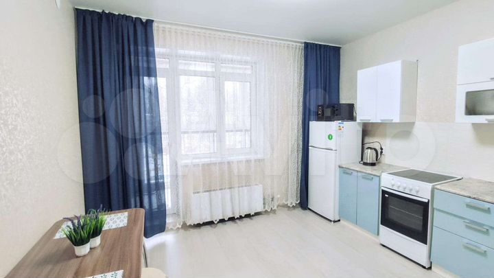 1-к. квартира, 43 м², 3/17 эт.