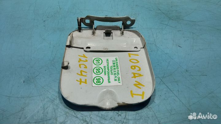 Лючок бензобака для Renault Logan 1