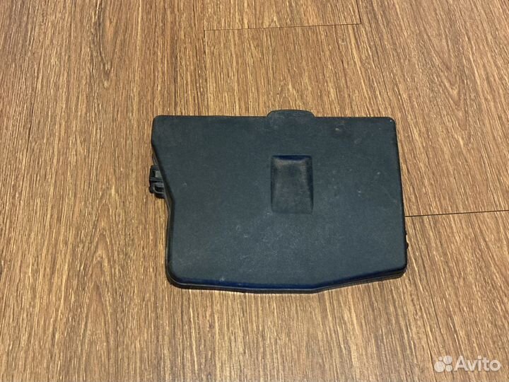 Крышки блок предохранителей тойота королла Е 150