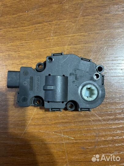 Привод заслонок отопителя Mercedes-Benz M-Class