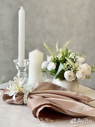 Готовый декор на свадьбу - стекло, цветы, салфетки