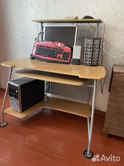 Компьютерный стол бу