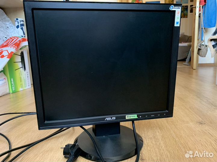 ЖК монитор Asus VB172D, диагональ 17 дюймов обмен