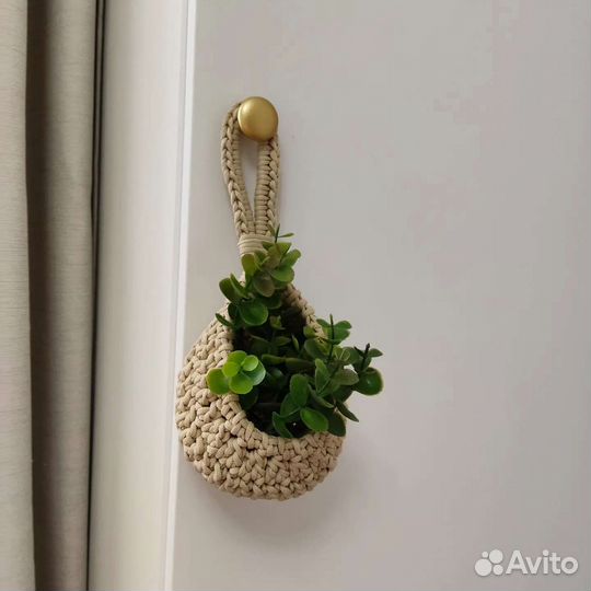 Подвесная вязаная корзинка под заказ