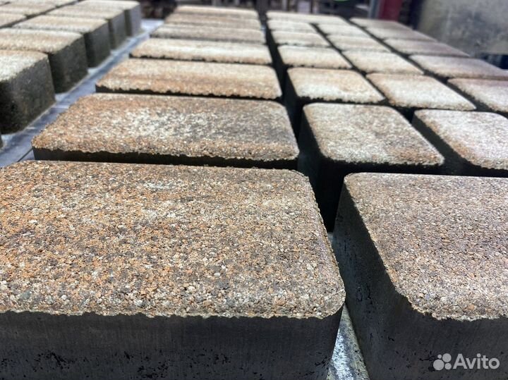 Крупноформатная тротуарная плитка
