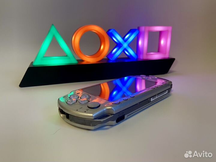 Sony PSP 2008 Silver, Суперкомплект, Много Игр