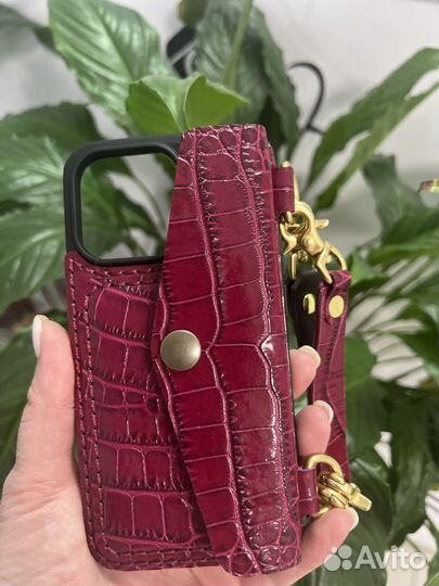 Чехол на iPhone 13 pro