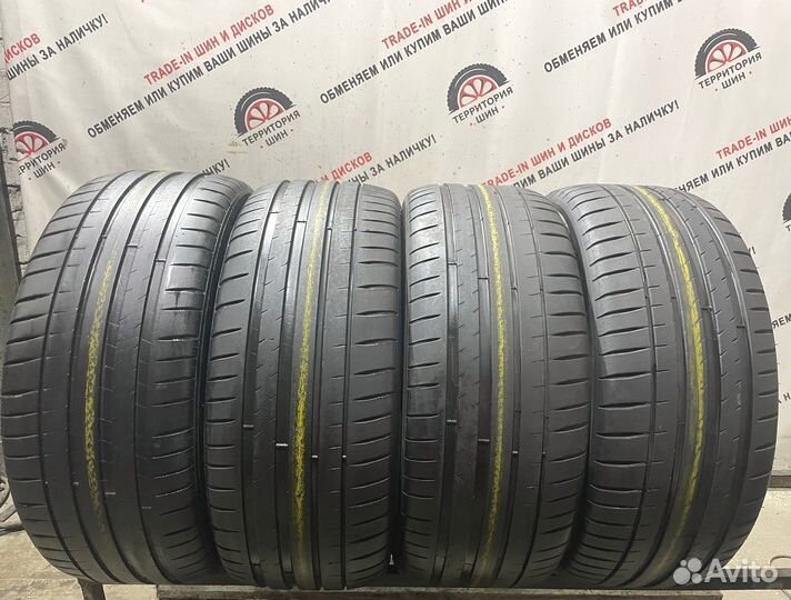 Michelin Pilot Sport 4 245/45 R17 98Q