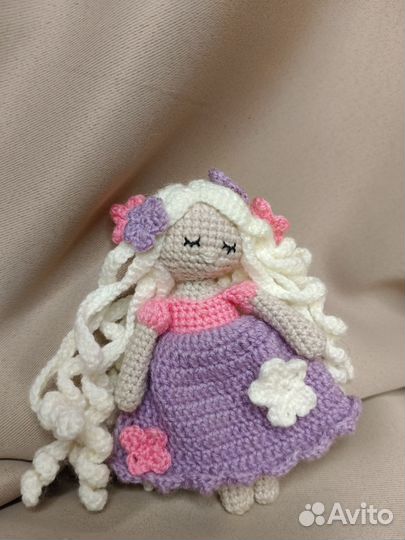 Вязаная кукла