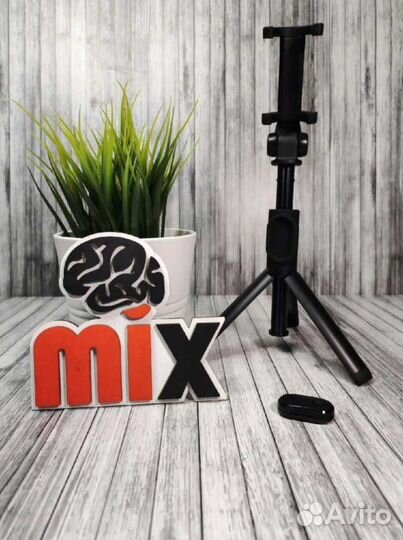 Монопод-трипод Xiaomi Selfie Stick Tripod Black