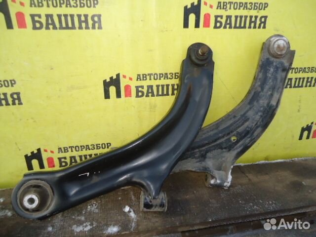 Рычаг подвески передний правый Nissan Micra 12