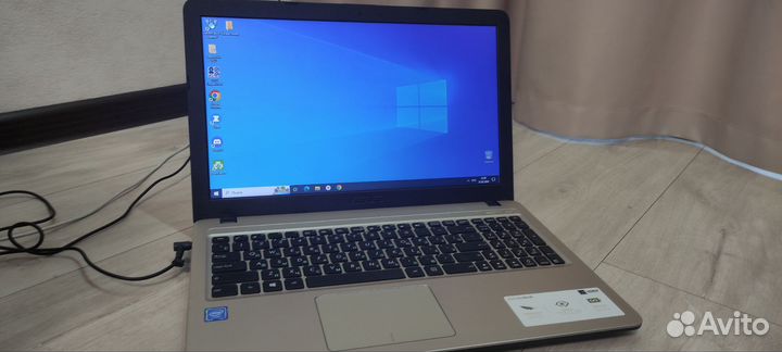 Ноутбук asus vivobook