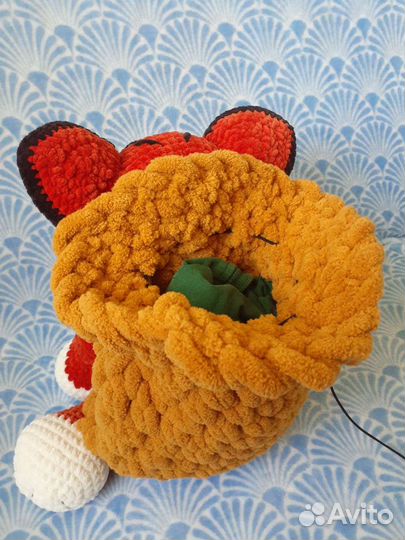 Тигренок пижамница из плюшевой пряжи ручная работа