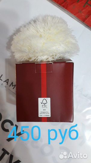 Шапка в подарочной коробке