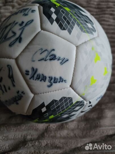 Футбольный мяч с автографами легенд фк Спартак