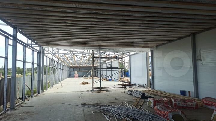 1 этаж на 1-й линия 1220 м2