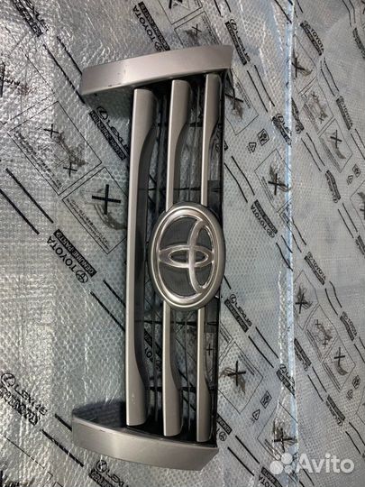 Решетка радиатора Toyota Fortuner 2015