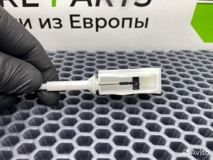 Трос замка двери передний левый Bmw 5-Series E39