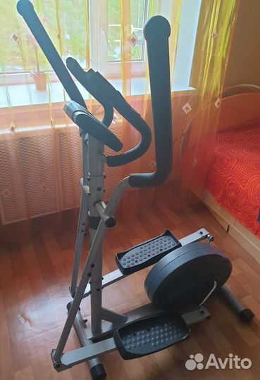 Эллиптический тренажер torneo