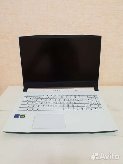 MSI Sword 15 A11UE-271XRU i7-11800H/3060/16