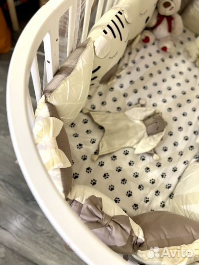 Детская кроватка с маятником 8в1