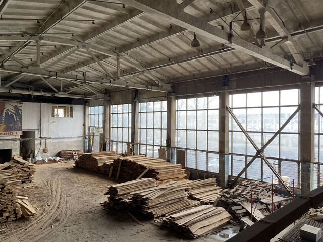 Склад, 2100 м²