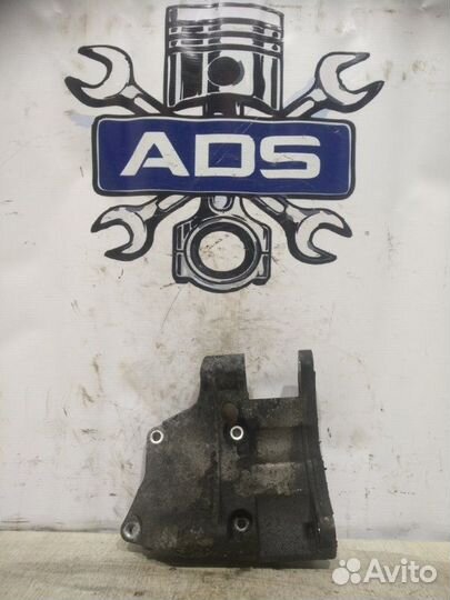 Кронштейн генератора Ssangyong Rexton 1 D27DT 2006