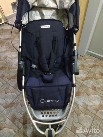 Коляска Quinny