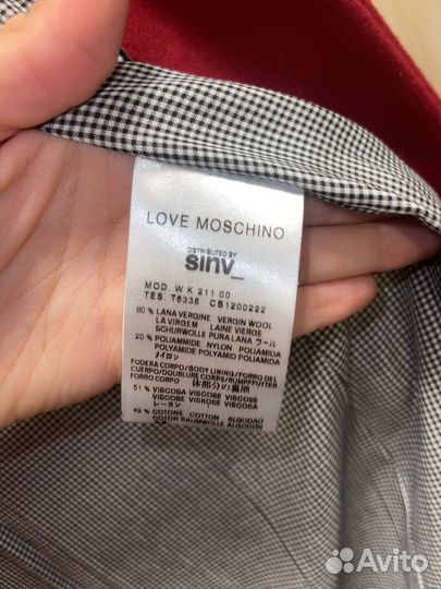 Love moschino пальто