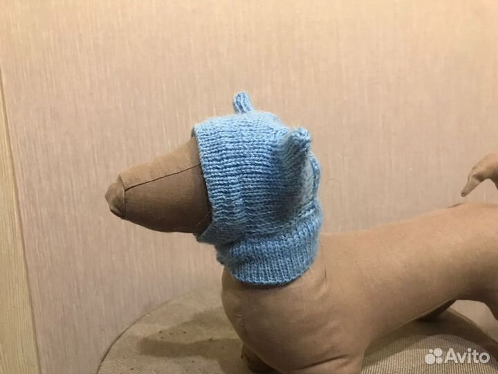 Свитера и шапочки вязанные ручной работы