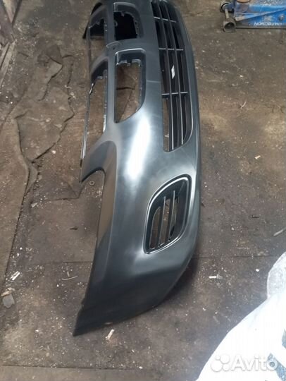 Dodge stratus бампер передний