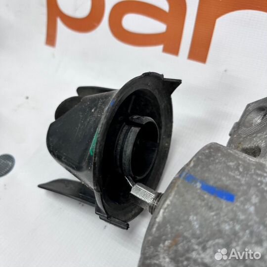 Амортизатор задний Audi Q8 2019